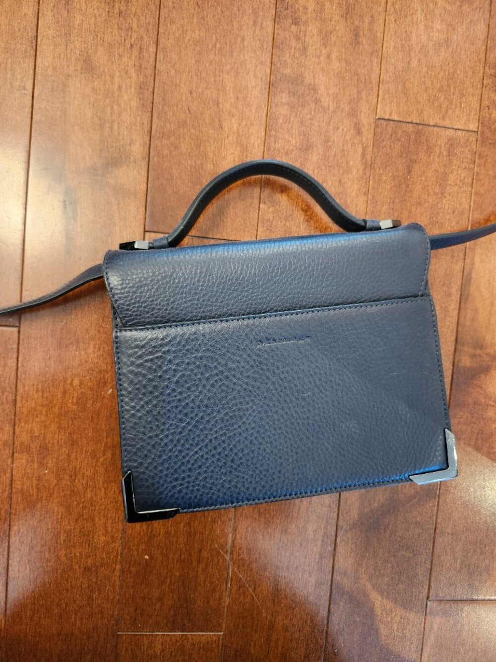 Mackage Rubie crossbody bag in dark blue leather - Picture 4 of 15